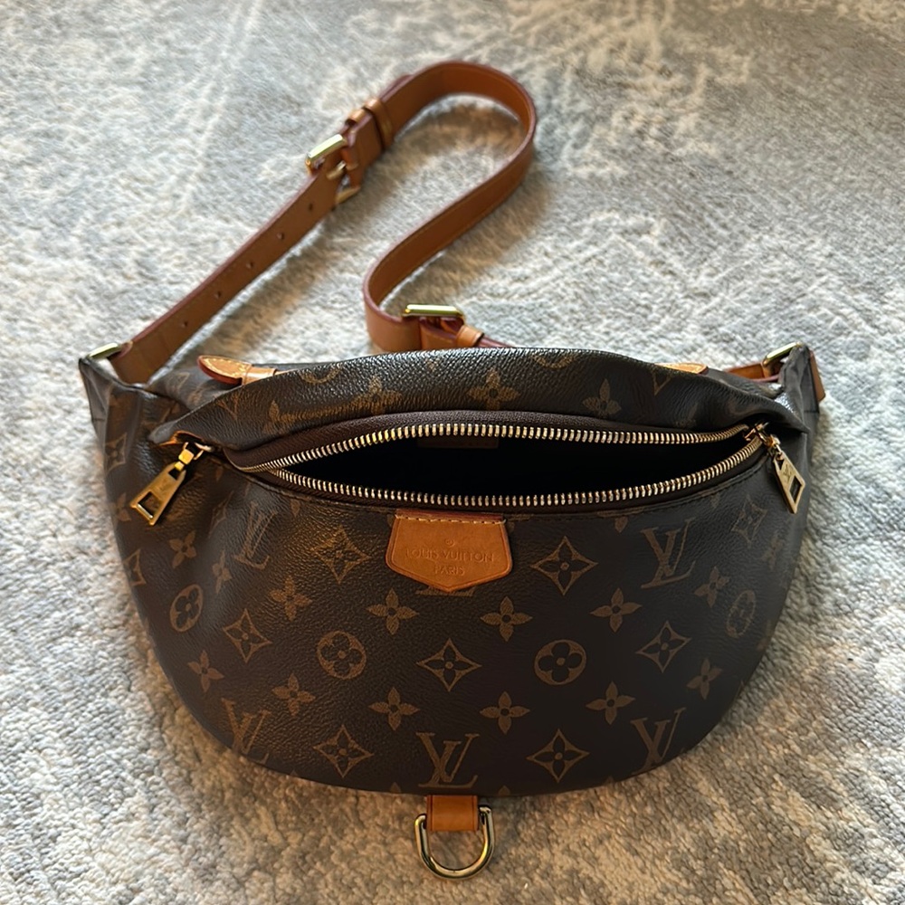 LV Bum Bag